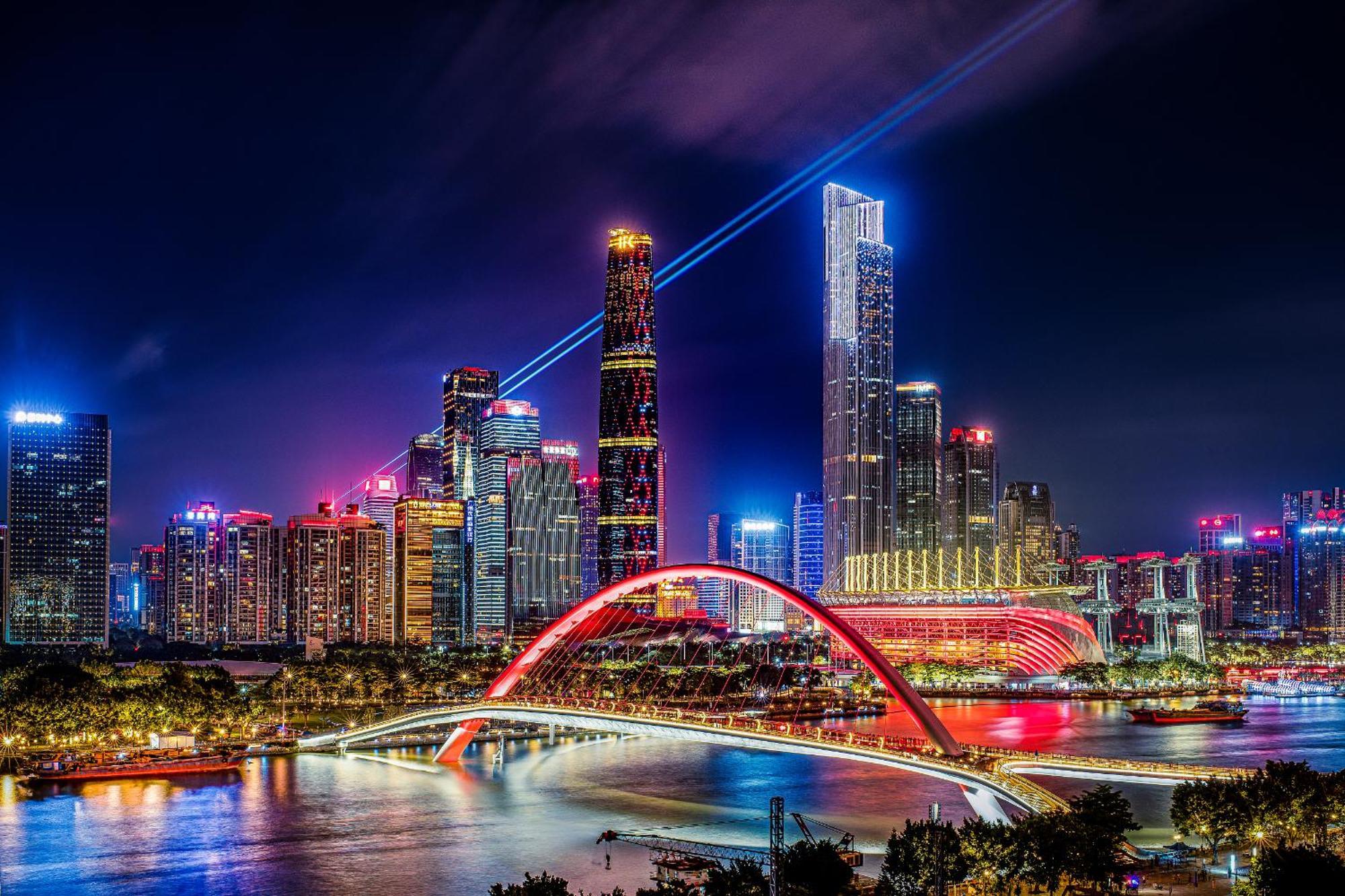 Yu Manju High-Floor Huge-Screen Audiovisual Hotel-Guangzhou Tower Zhujiang New Town Sports West Road Branch מראה חיצוני תמונה